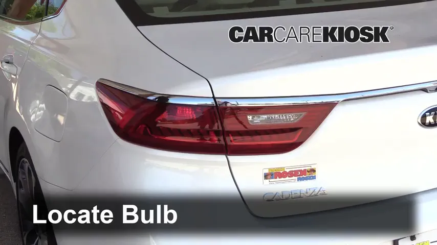 2017 Kia Cadenza Limited 3.3L V6 Lights